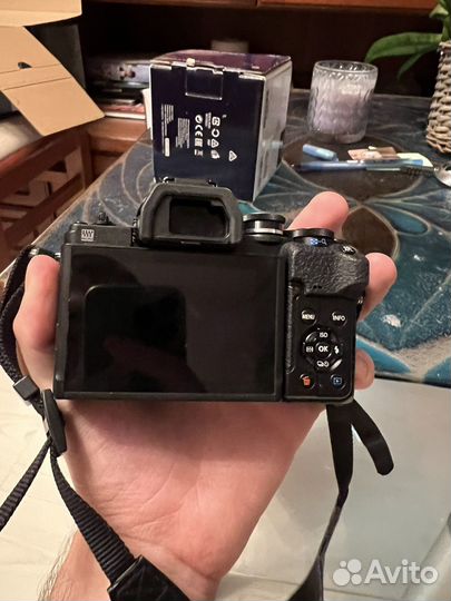 Видеокамера Olympus OM-D E-M10 Mark IV Kit