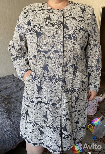 Плащ пальто