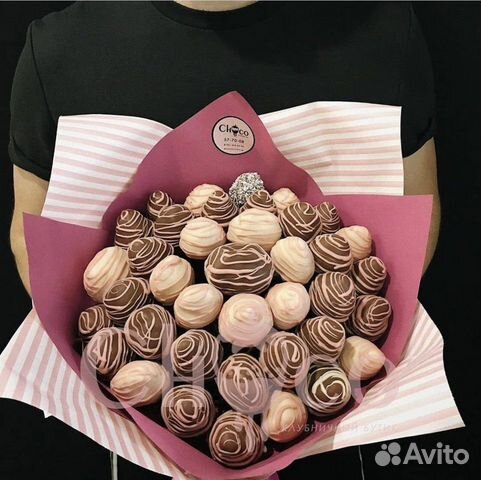 Подарок девушке, маме.Клубника в шоколаде