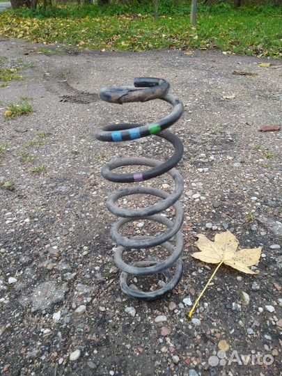 Задняя пружина Пежо 308