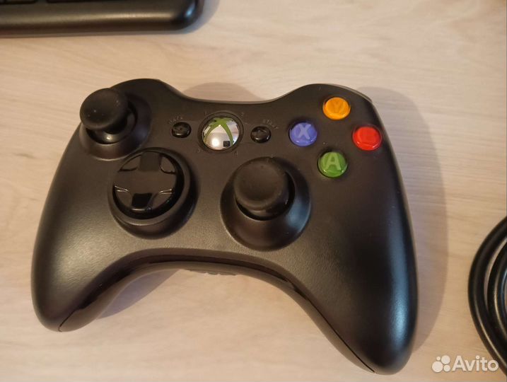 Игровая приставка xbox 360 s