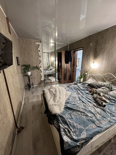 5-к. квартира, 107,5 м², 3/5 эт.