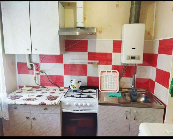 1-к. квартира, 30 м², 1/4 эт.