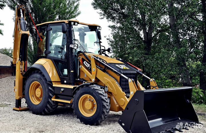 Стекло за дверью правое погрузчика Caterpillar 432