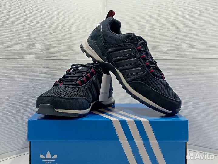 Кроссовки adidas daroga