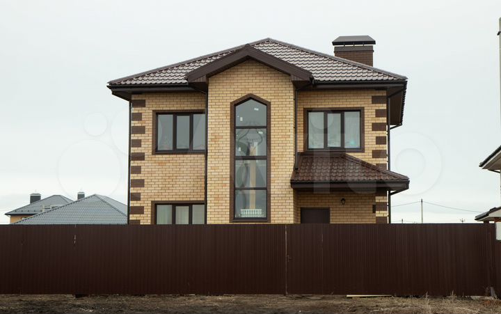 Дом 135 м² на участке 9 сот.