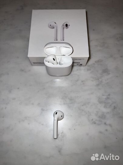 Оригинальные AirPods по частям