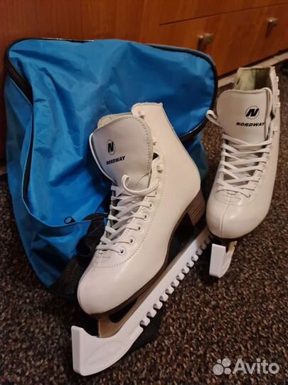 Коньки фигурные женские Alice