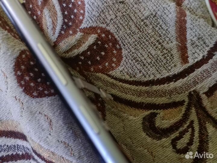 Телефоны на запчасти