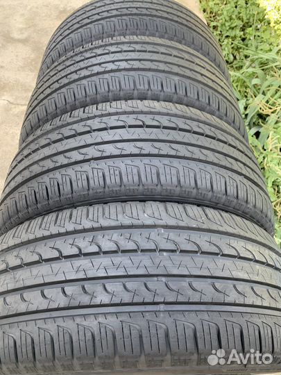 Goodyear EfficientGrip SUV 235/50 R19 99V