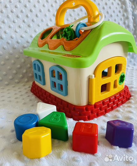 Развивающие игрушки для малышей