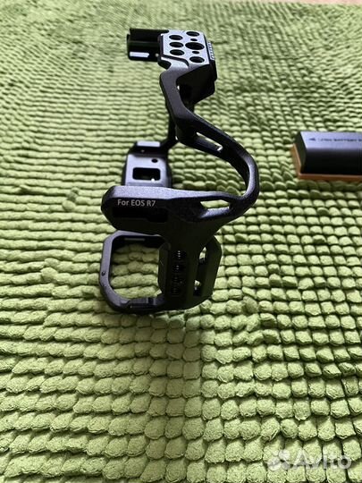 Клетка SmallRig Black Mamba для Canon EOS R7 4003