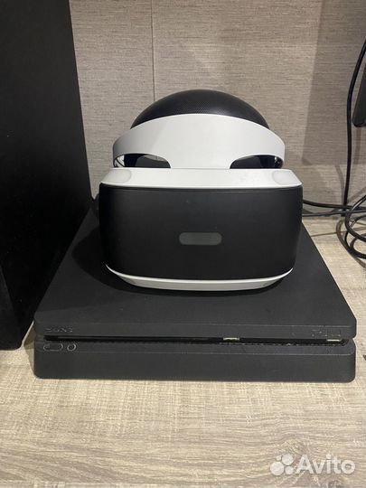 Sony PlayStation 4 Slim 500 GB + VR