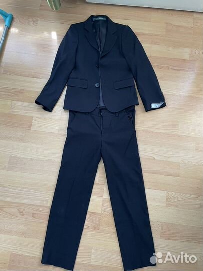 Школьный костюм