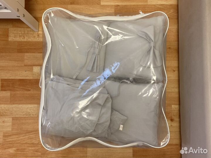 Комплект в кроватку бортики