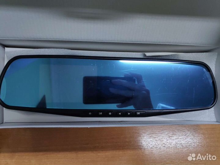 Авторегистратор зеркало