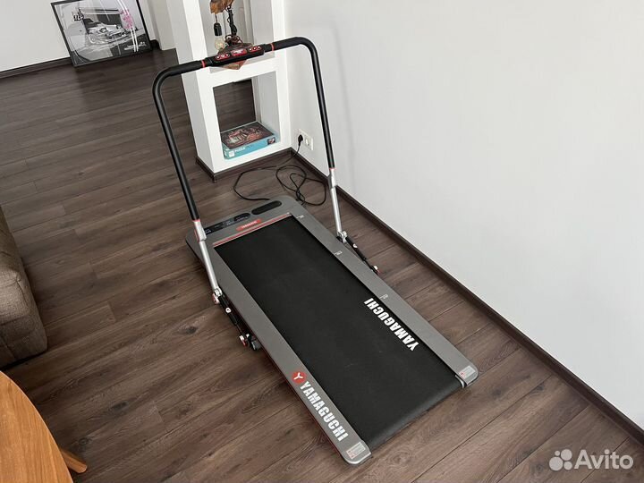 Беговая дорожка Yamaguchi Runway Pro X