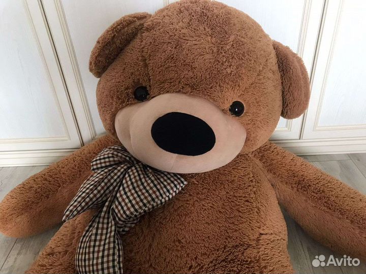 Большие плюшевые медведи