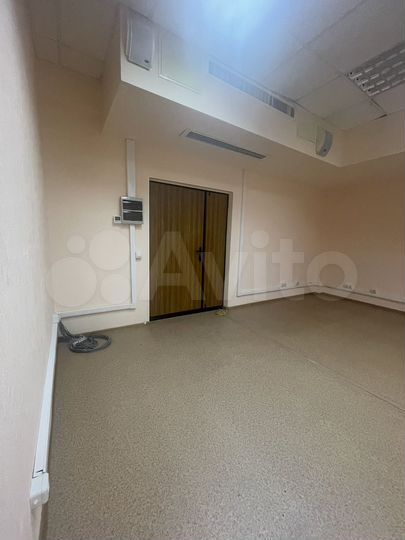 Офисы в центре: 151,3 м², 33 м², 35.6 м², 36,5 м²