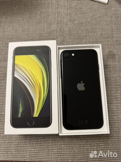 iPhone SE, 128 ГБ
