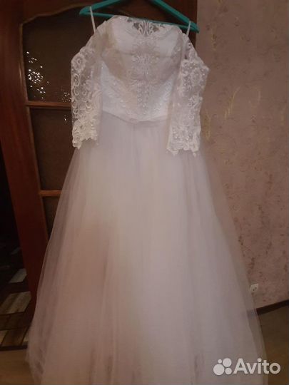 Свадебное платье