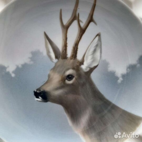Антикварная пепельница олень