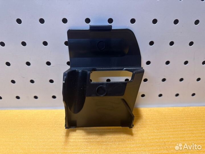 Заглушка решетки радиатора правая Daf Xf105