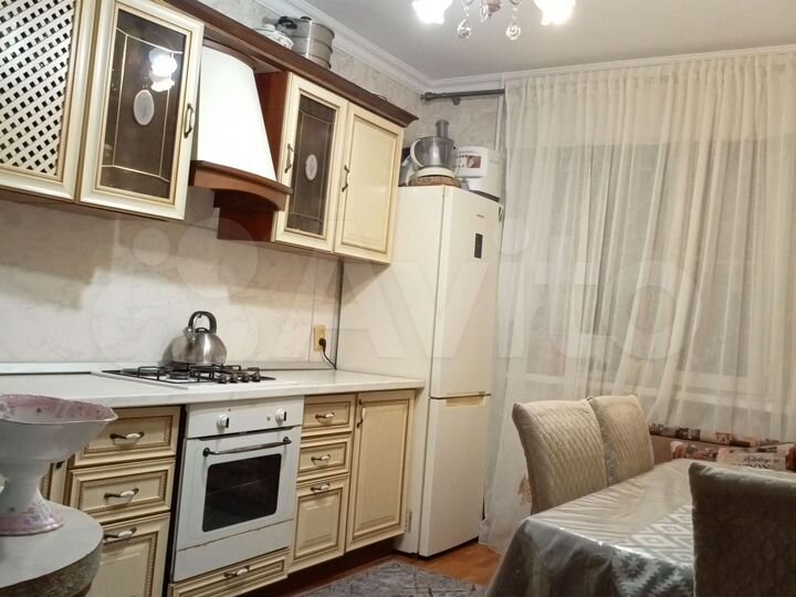 2-к. квартира, 68 м², 9/10 эт.