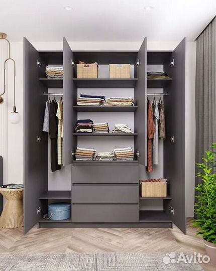 Шкаф распашной четырехстворчатый с ящиками