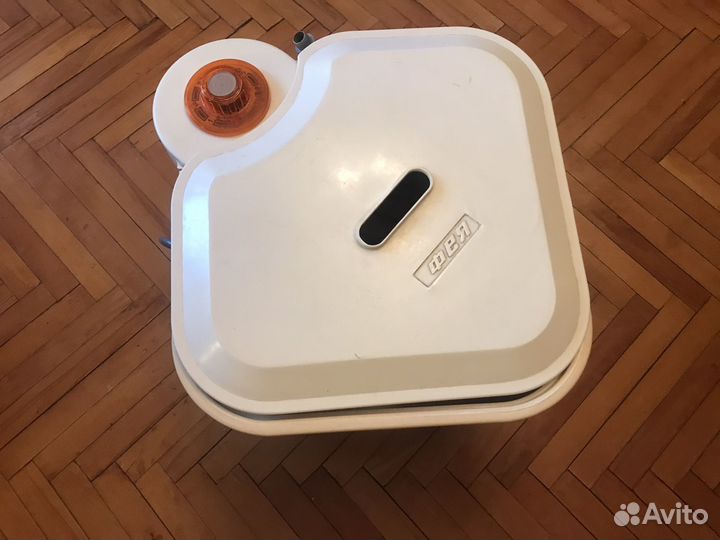 Стеоальная машинка 