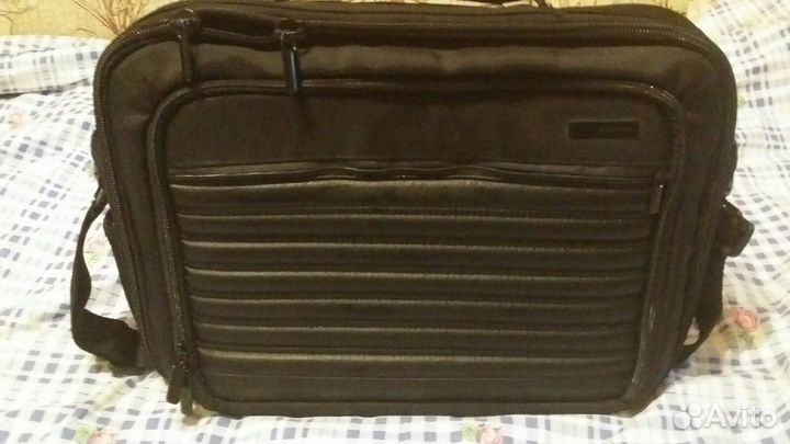 Сумка для ноутбука Belkin