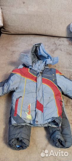 Продам костюм на мальчика 4-5 лет