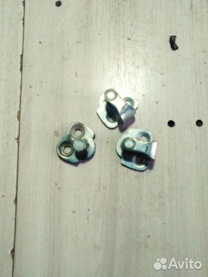 Ответная часть замка двери Fiat Albea седан 1 2009