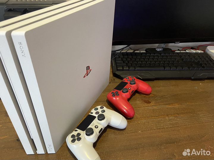 Sony playstation 4 pro white