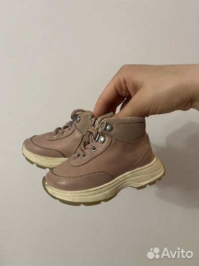 Ботинки детские zara 20