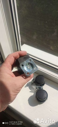 Колесики мебельные