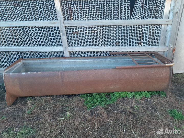 Корыто, ёмкость, поилка