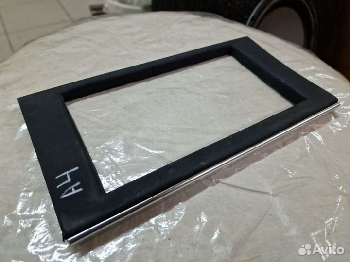 Рамка под 2din магнитолу с хромом на Ауди А4 Б6/Б7