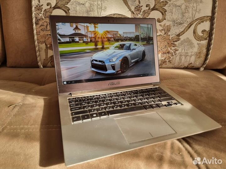 Мощный ультрабук Asus Full HD для игр и работы