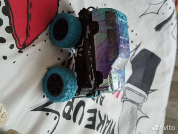 Игрушечные машинки