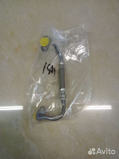 Трубопровод масляный R A2760900477 новый
