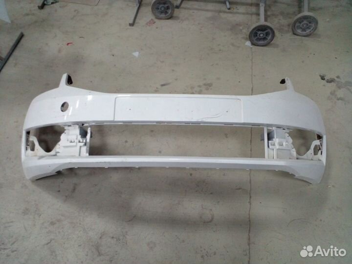 Бампер передний Skoda Octavia A7 2018 год