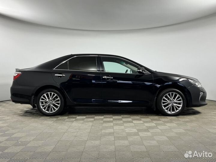 Toyota Camry, 2017