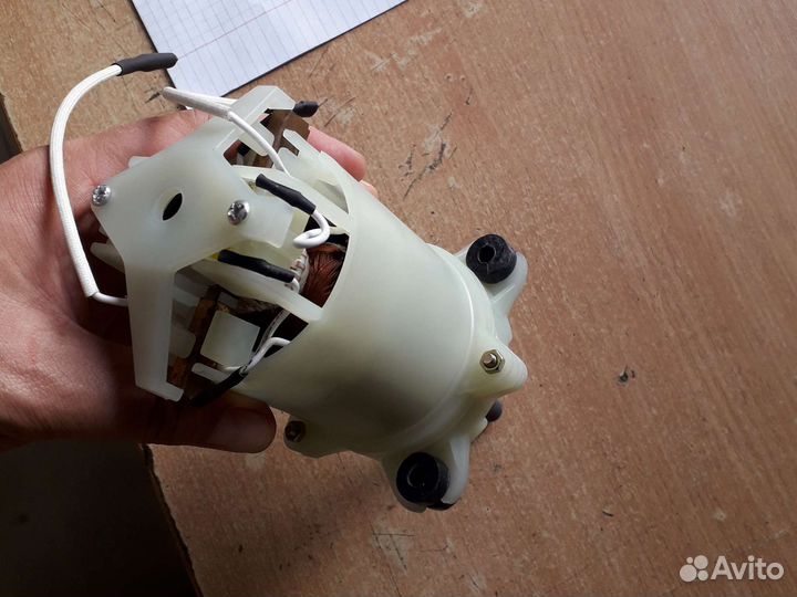 Двигатель для сепаратора мотор сич