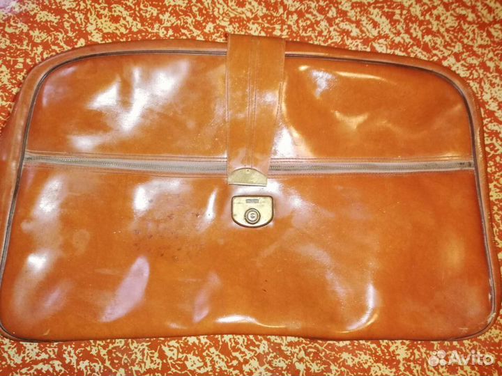 Чемоданы времен СССР