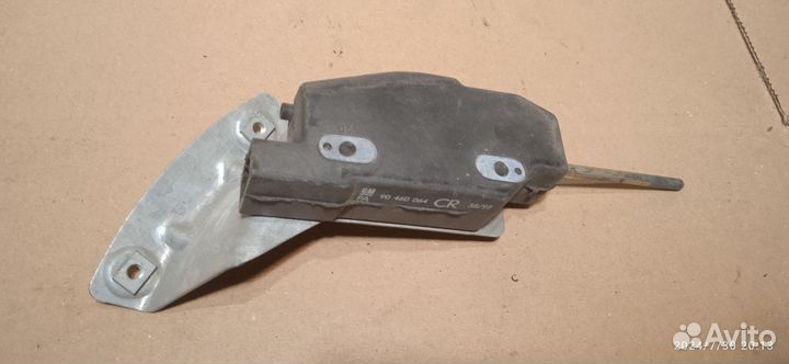 Моторчик лючка бензобака Opel Vectra b, Omega b