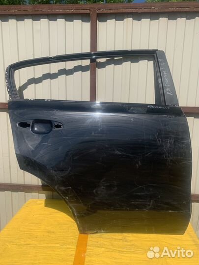 Дверь задняя правая Kia Sportage 3