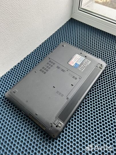 Ноутбук Asus Intel Core i3/HD/4gb/320gb/новая АКБ