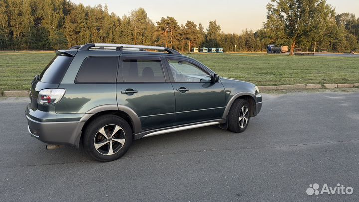 Mitsubishi Outlander 2.4 AT, 2005, 269 210 км