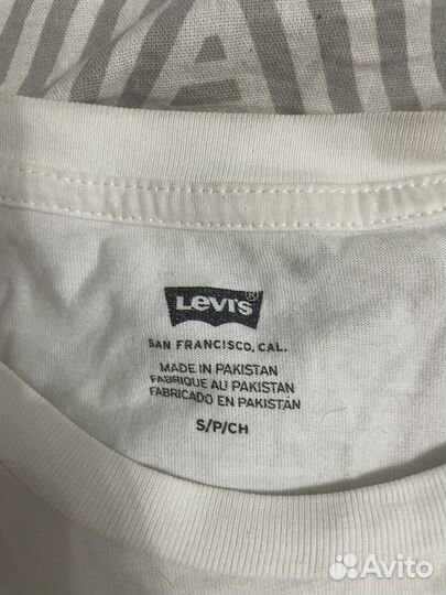 Футболка levis